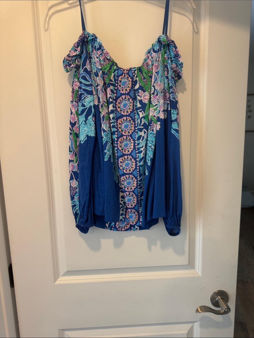Like new Lilly Pulitzer Floral Print Off The Shoulder Women’s Top - Blue - Picture 4 of 5